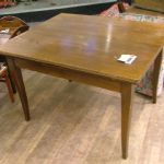 341 1372 DINING TABLE